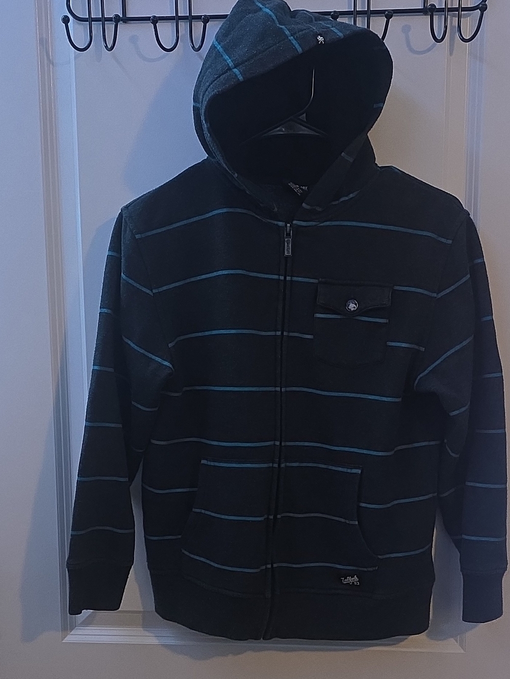 Boys M 10/12 Zoo York Black Hoodie Jacket with Teal Stripes